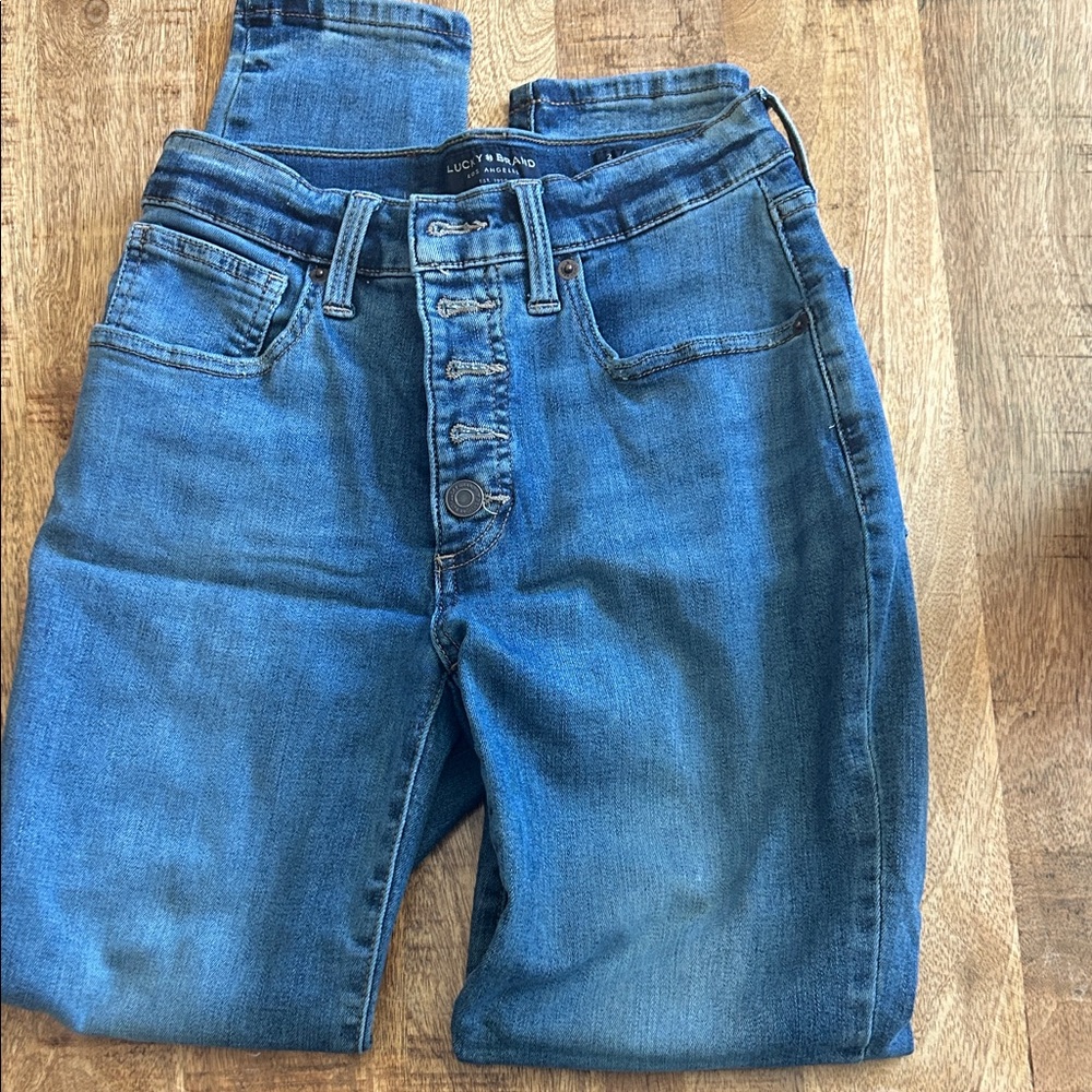 Lucky Brand women’s Slim Blue Jeans